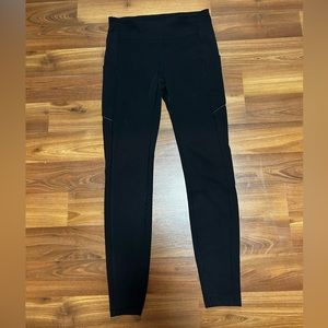 Lululemon leggings w/ pockets